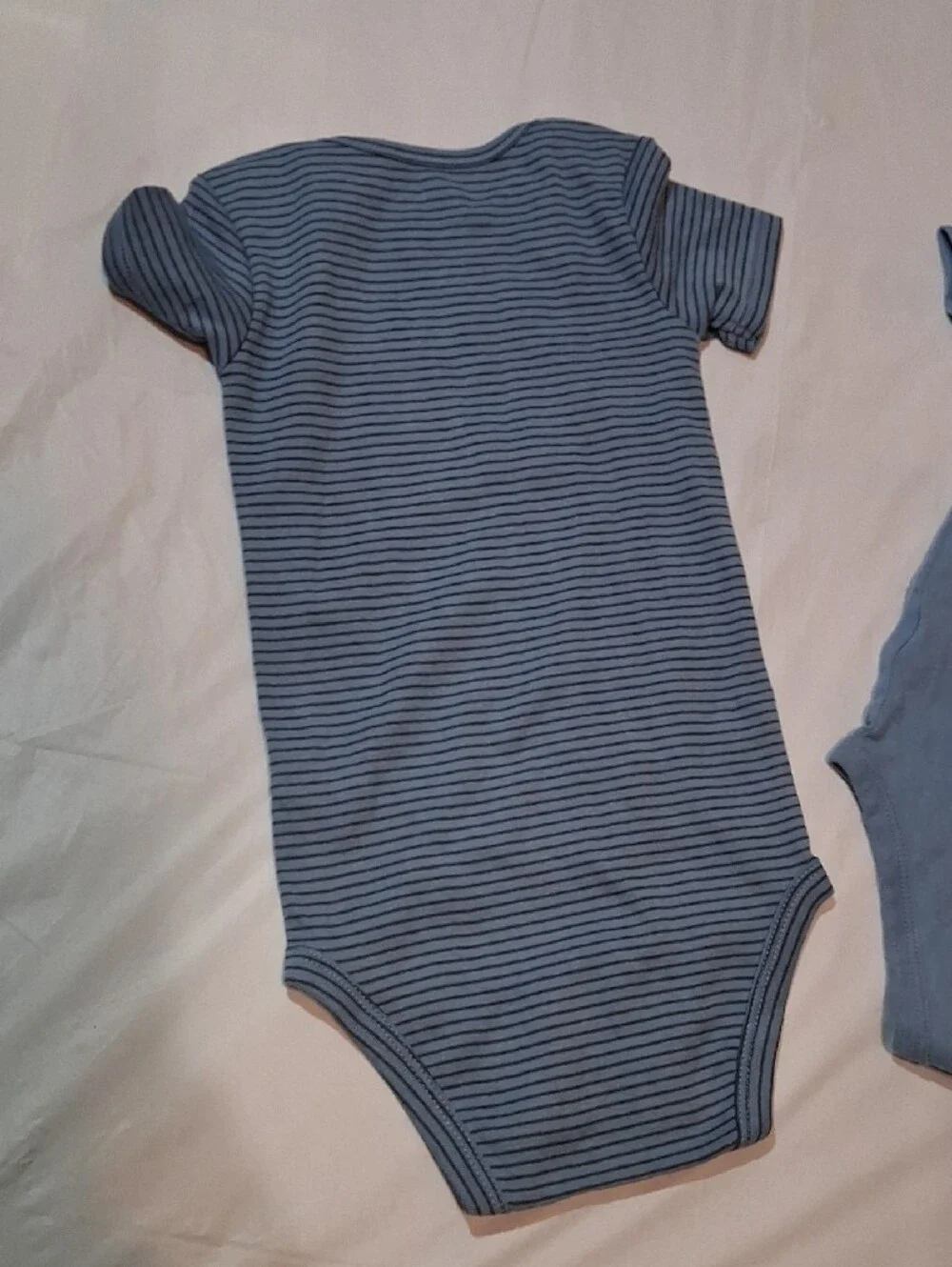 ✨Carter's Baby Boy Bodysuit 24M✨ (Set Of 2)